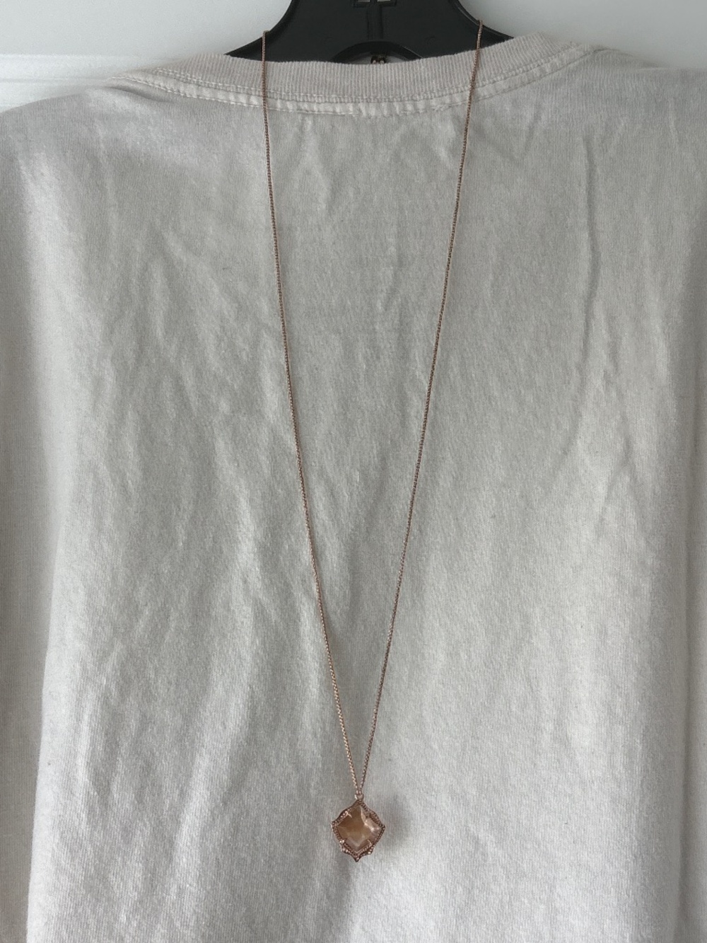 Kendra Scott Rose Gold Necklace Mother of Pearl